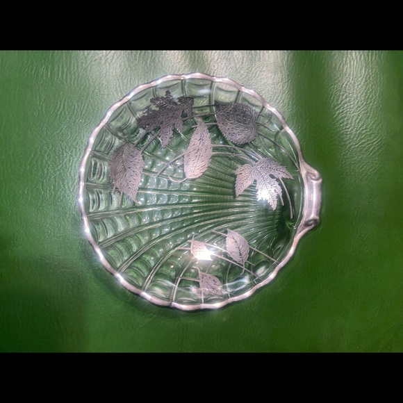 Silver City Silver Overlay Shell Dish Plate Bowl Clear Scalloped Candy Dish - Picture 5 of 7